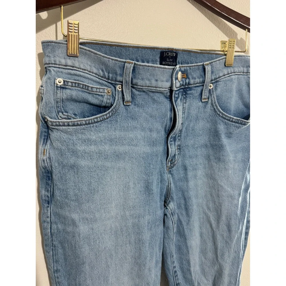 J.Crew Slim Boyfriend Jeans Light Wash Blue Denim Size 30 Mid Rise Straight Leg - Picture 2 of 8